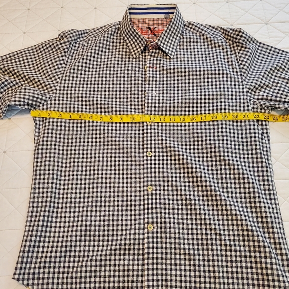 Robert Graham Gingham Paisley Water Print Button down! Size XL. - Picture 5 of 8